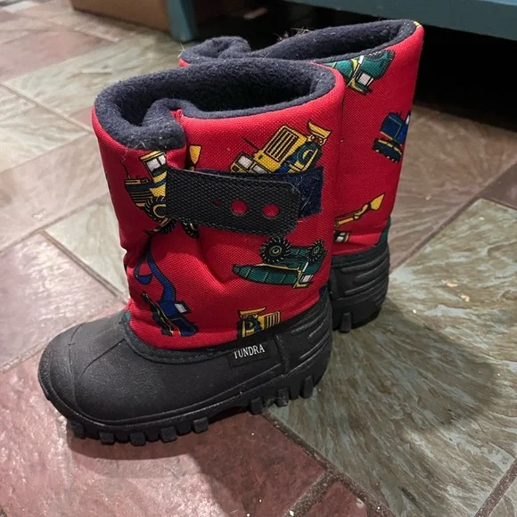 Tundra Toddler Boy size 9 Red and Black Winter Boots - Picture 2 of 5